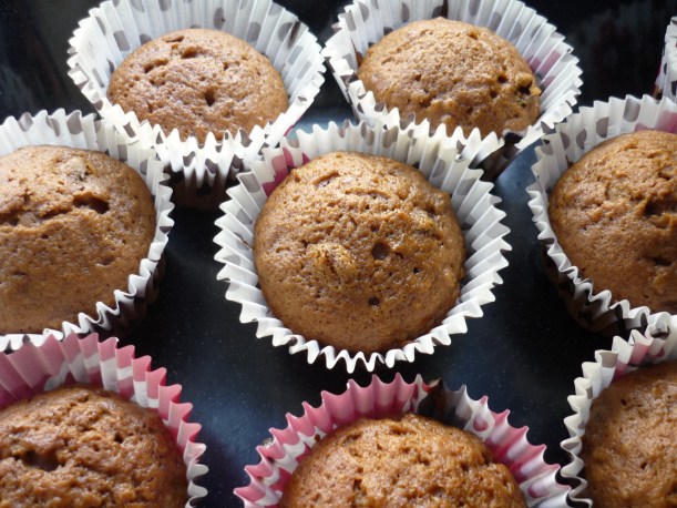 Nuestros "Carrot Cupcakes" recién salidos del horno!