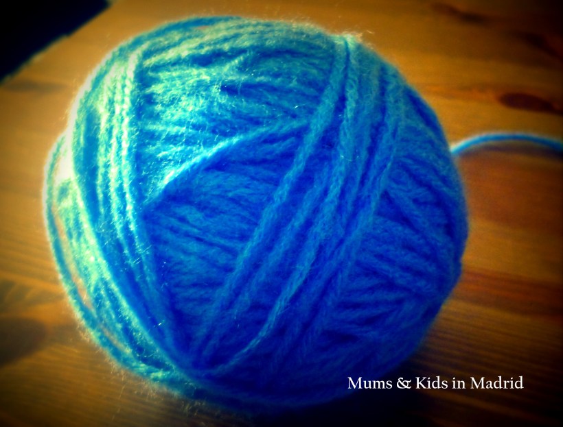 Escogemos lana de un color que nos guste!